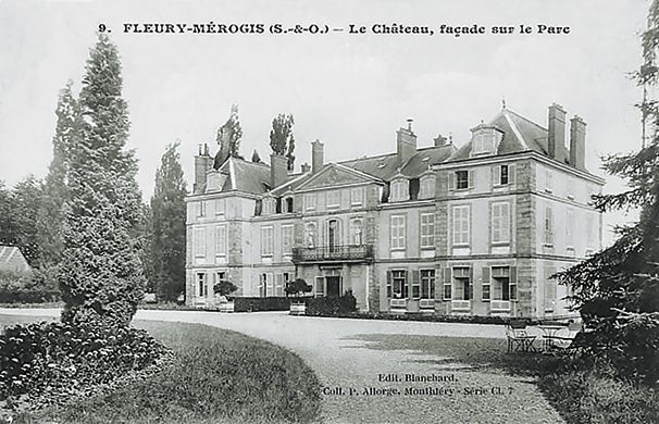 Le château de Fleury-Mérogis, façade sur le parc.
